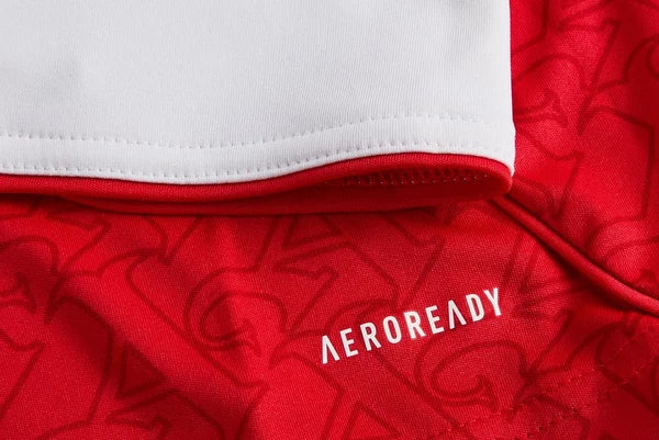 Arsenal Womens Home Soccer Jersey 2025/26 topsoccerjerseys.com