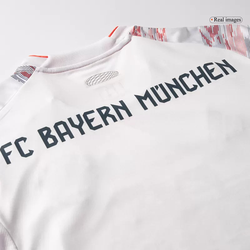 Venkovní fotbalový dres Bayernu Mnichov 2025/26