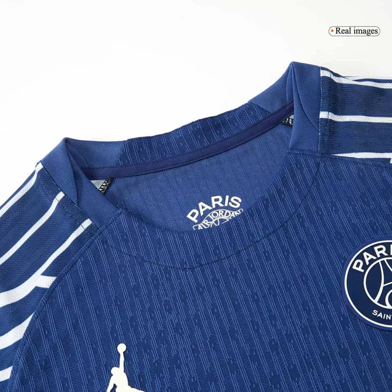 Verze hráče PSG Čtvrtý venkovní fotbalový dres 2024/25